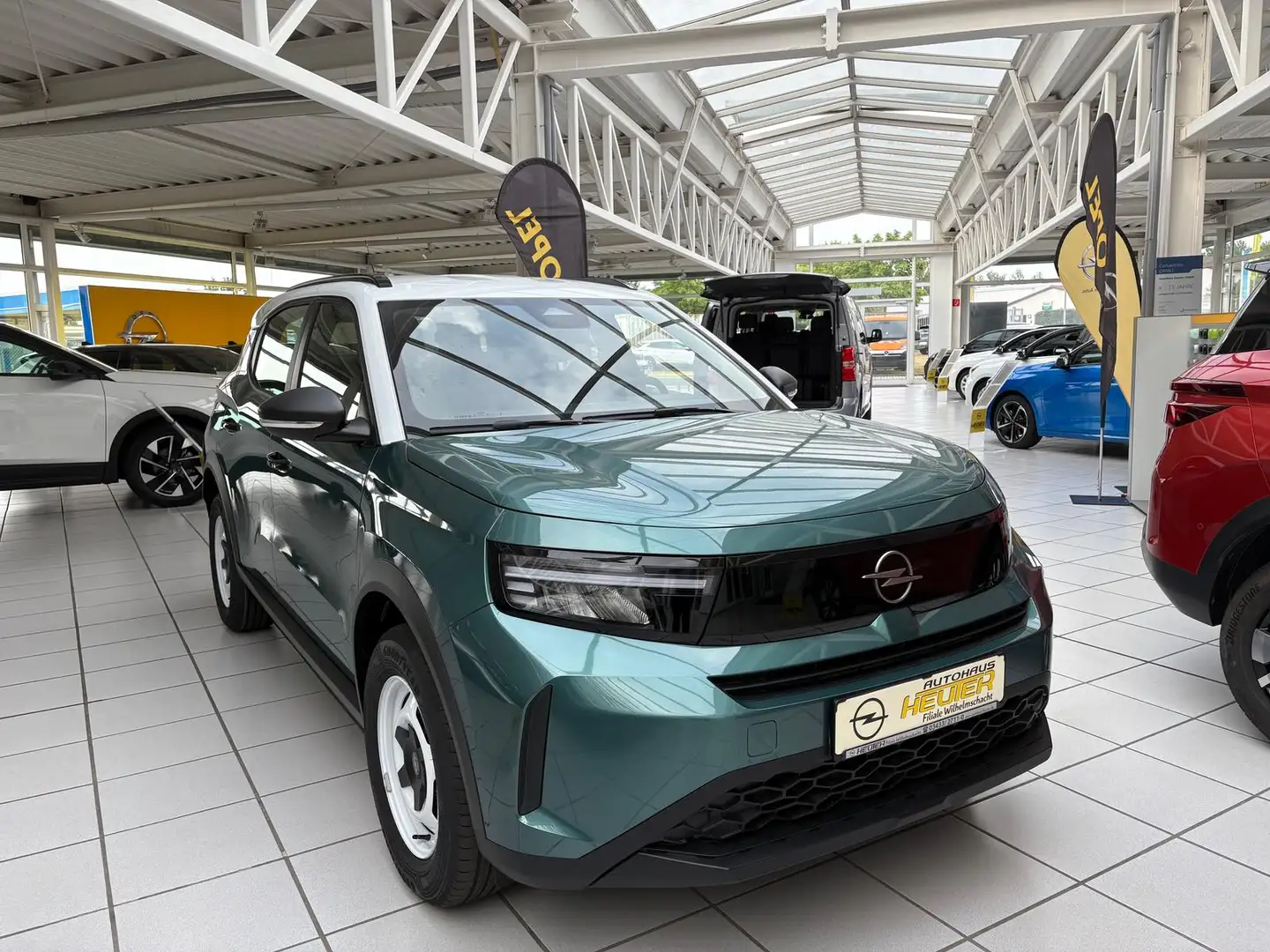 Opel Frontera Edition Mild-Hybrid 145PS I SHZ I RFK Groen - 2