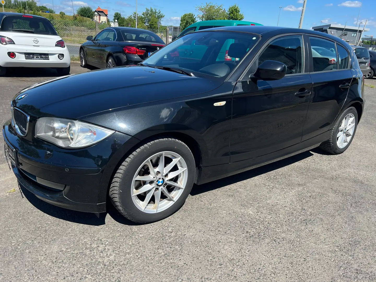 BMW 118 118i AUTOMATIK Noir - 2