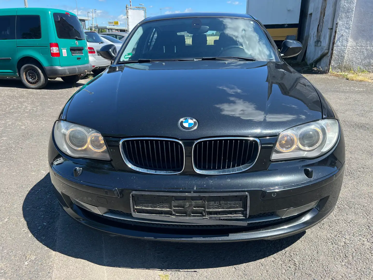 BMW 118 118i AUTOMATIK Noir - 1