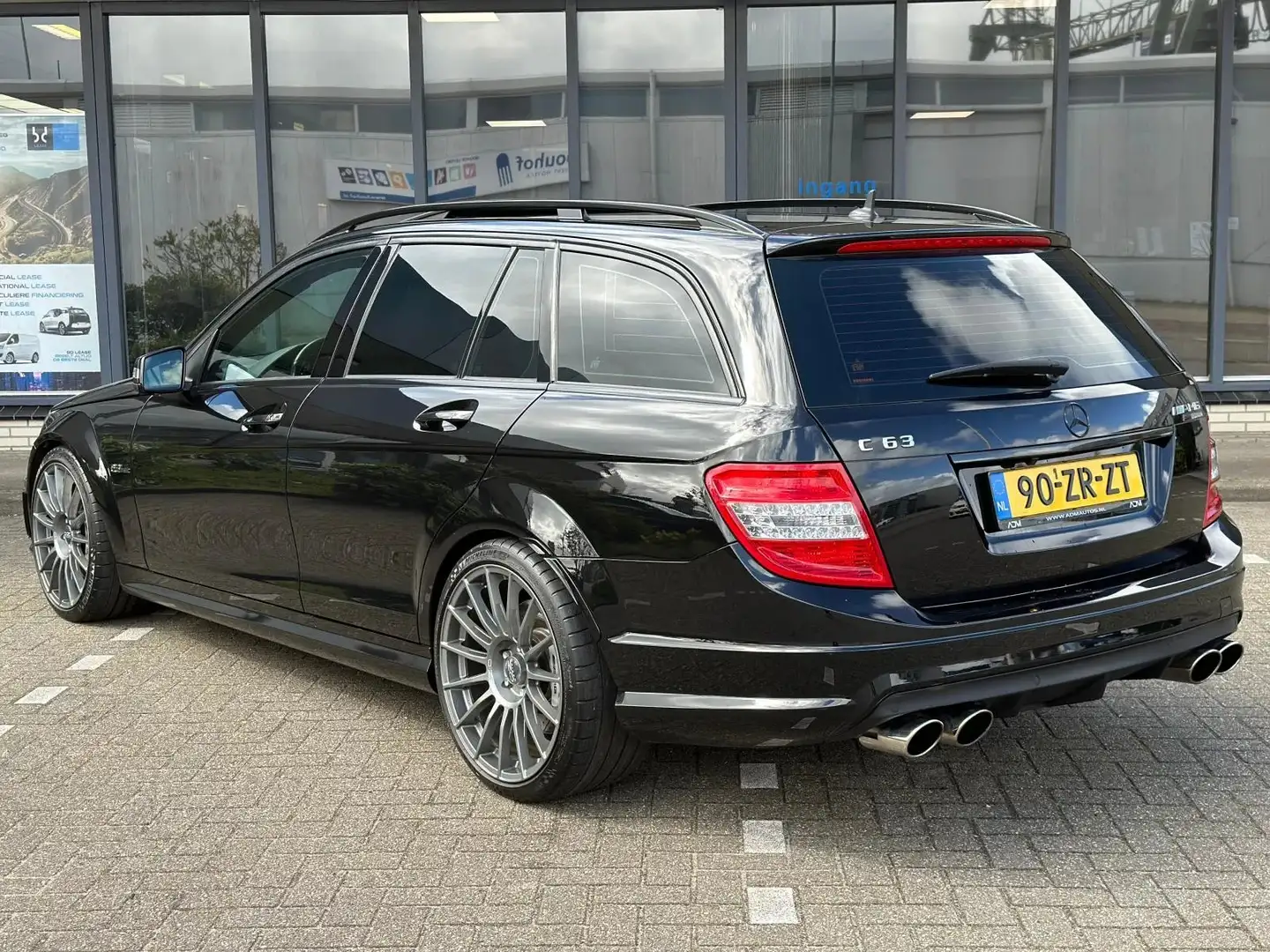 Mercedes-Benz C 63 AMG Estate 700PK SUPERCHARGED Zwart - 2