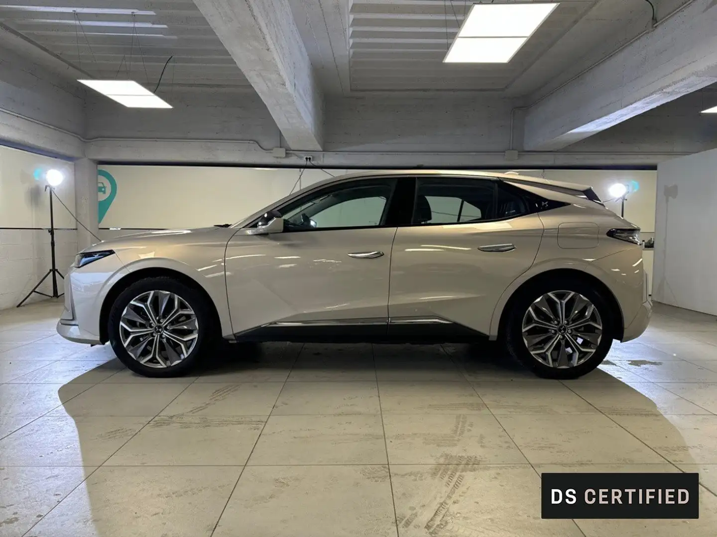 DS Automobiles DS 4 E-Tense 225 Trocadero Beige - 2