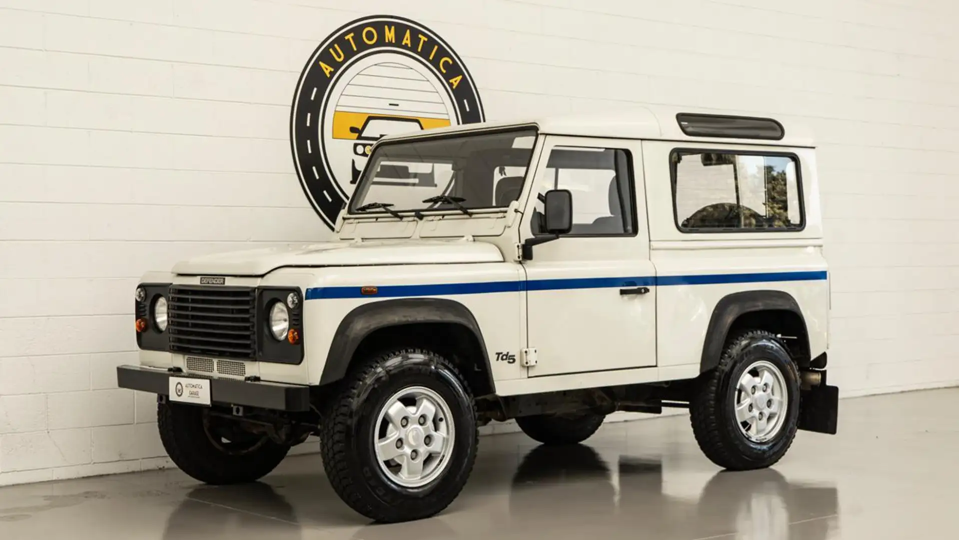 Land Rover Defender Td5 SW County**VEICOLO IN CONTO VENDITA**UNIPRO Bianco - 1