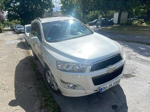 Imagine Chevrolet Captiva Captiva Diesel 2.2 Diesel 2WD Travel Edition