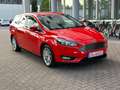 Ford Focus Titanium/Kamera/Navi/PDCx2/Klima.A/Sitz-H/Temp Rouge - thumbnail 1