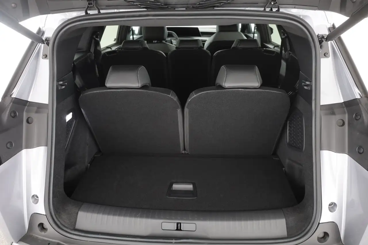 Peugeot 5008 2026 — фото 24