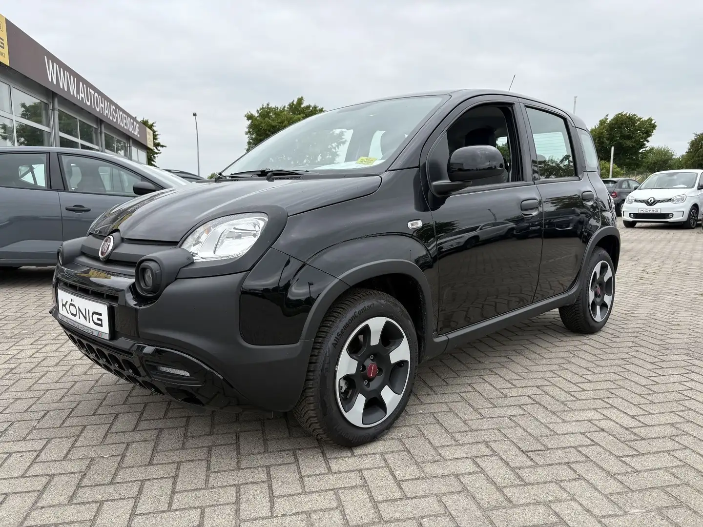 Fiat Panda Spring 1.0 GSE City Cross  Klima Schwarz - 1