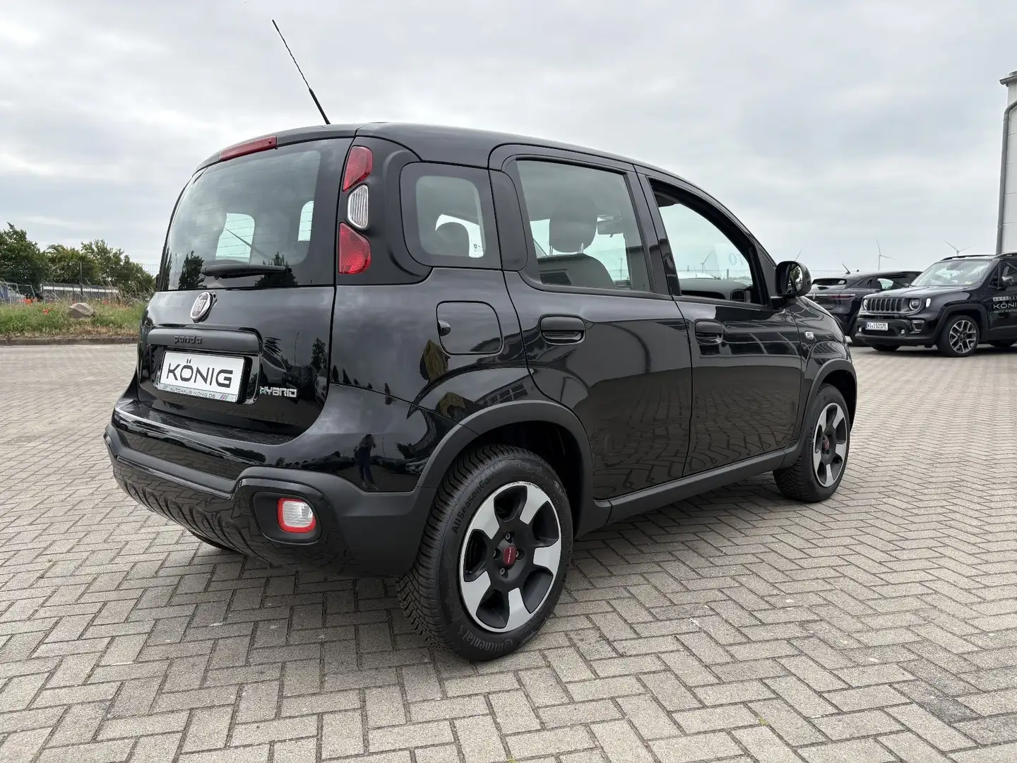 Fiat Panda Spring 1.0 GSE City Cross  Klima Schwarz - 2