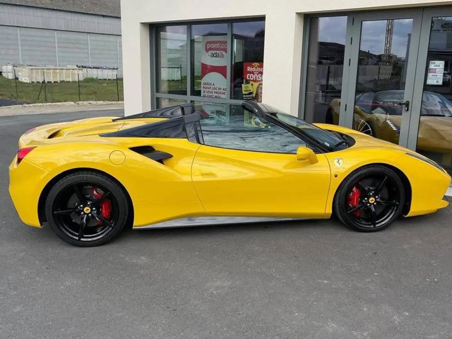 Ferrari 488 488 4.0 V8 670ch Spider Jaune - 2
