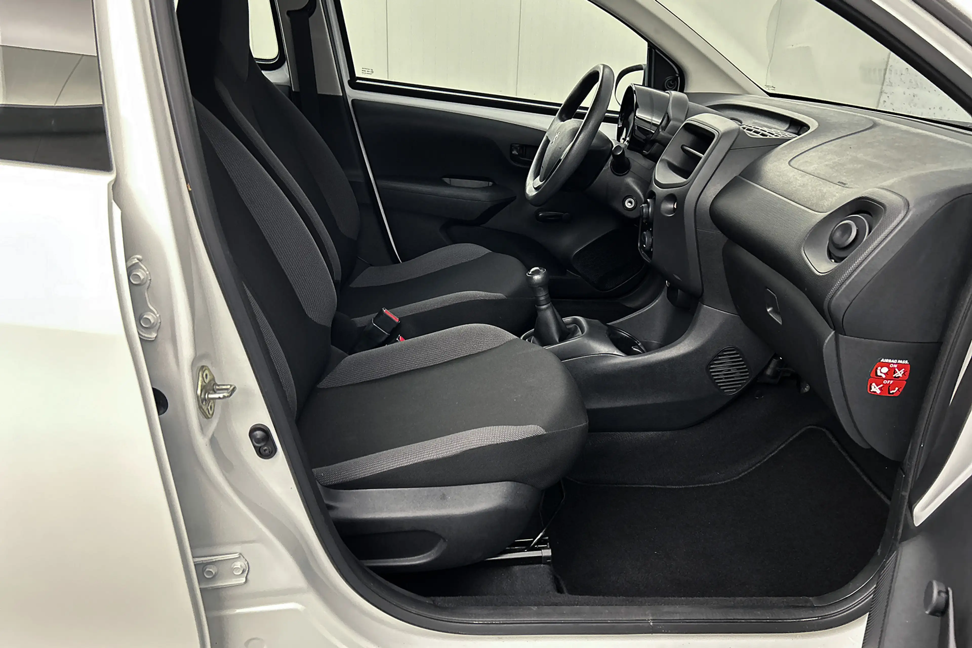 Peugeot 108 1.0 e-VTi Access | 5-deurs | Airco | Isofix | Audi — photo 25