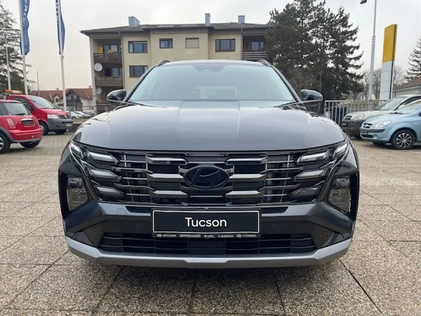 Hyundai TUCSON Tucson 1,6 T-GDI 2WD Go DCT Schwarz - 2