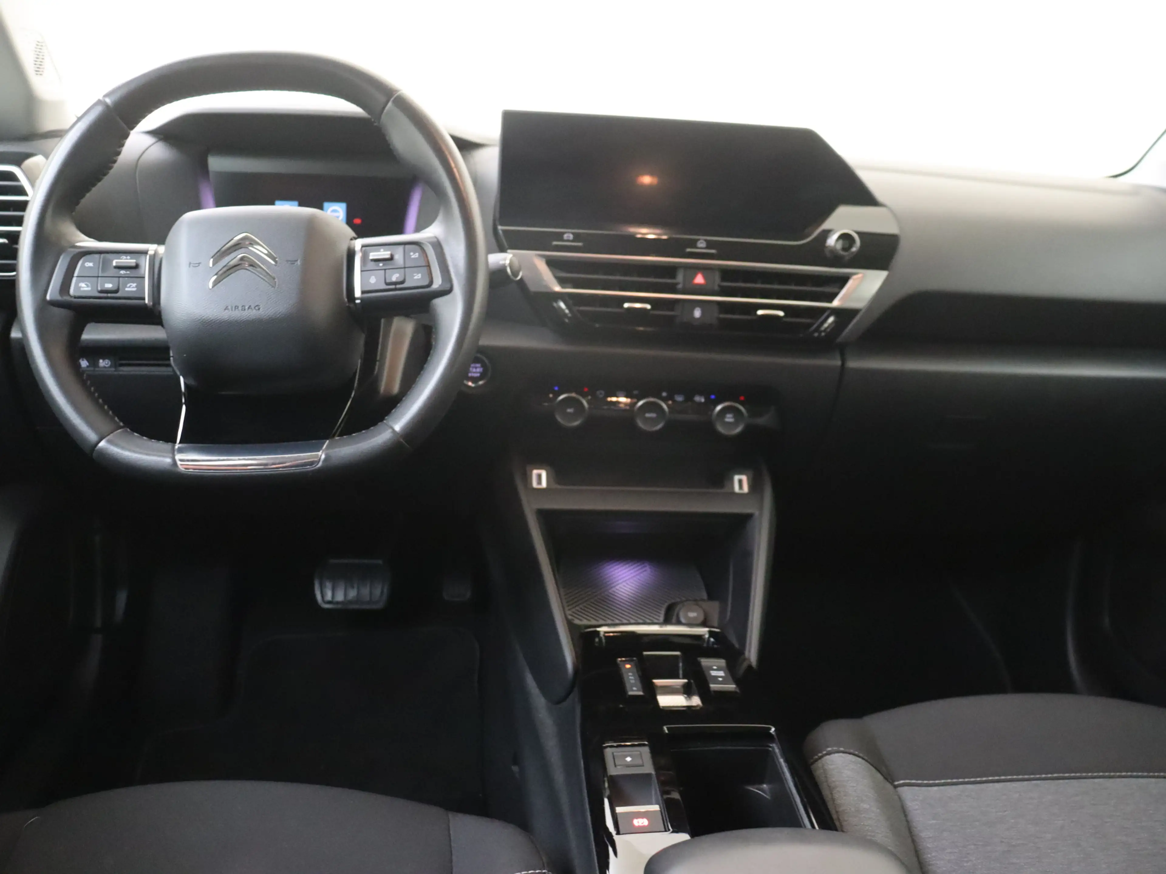 Citroen E-C4 Electric Feel 50 kWh — photo 6