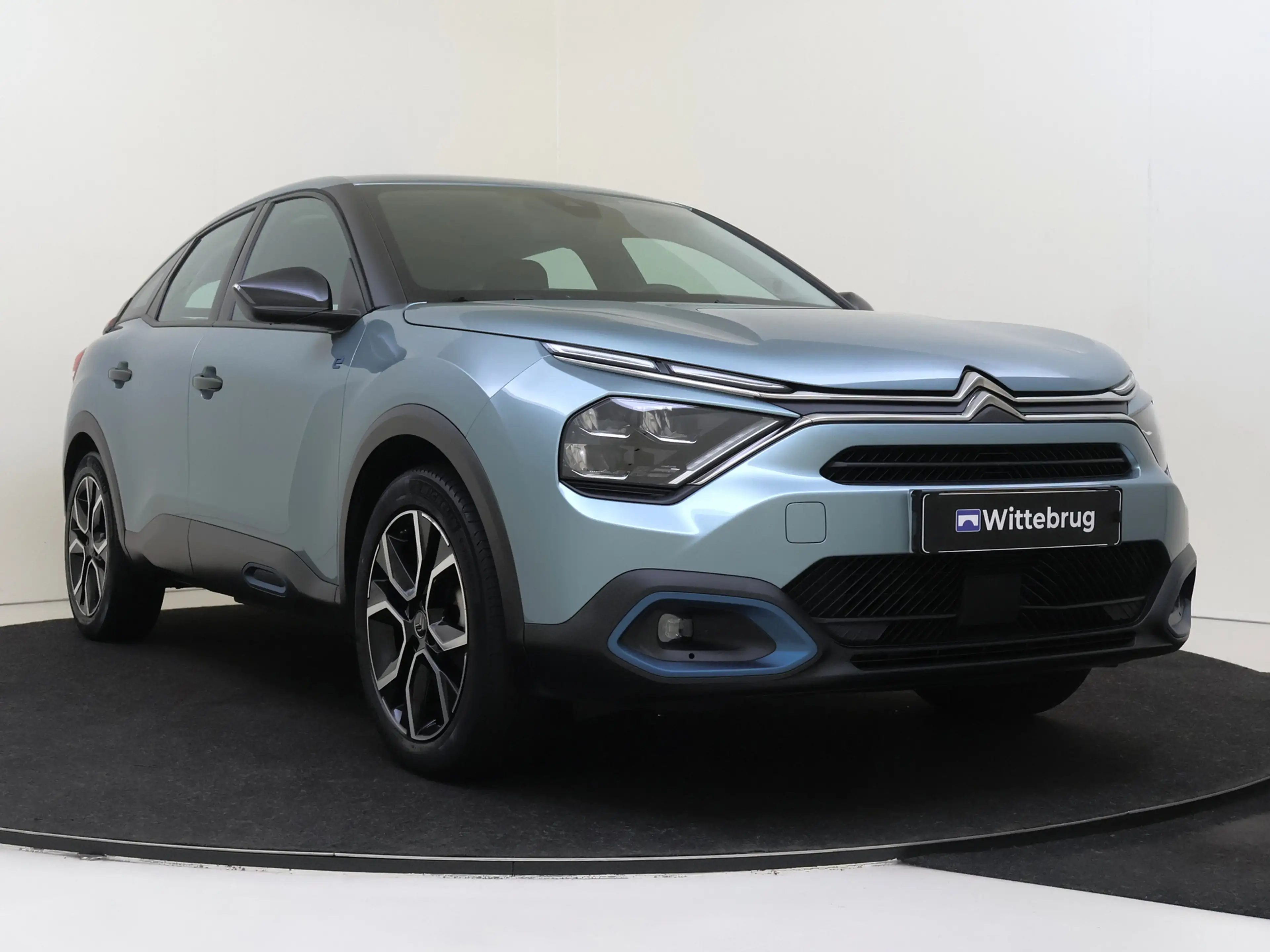 Citroen E-C4 Electric Feel 50 kWh — photo 4