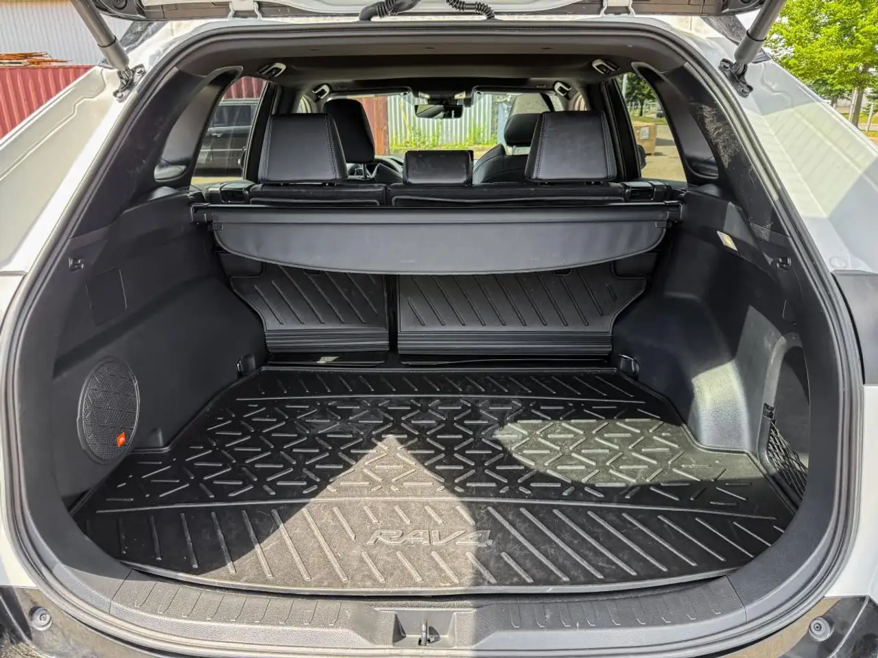 Toyota RAV 4 снимка Toyota RAV 4