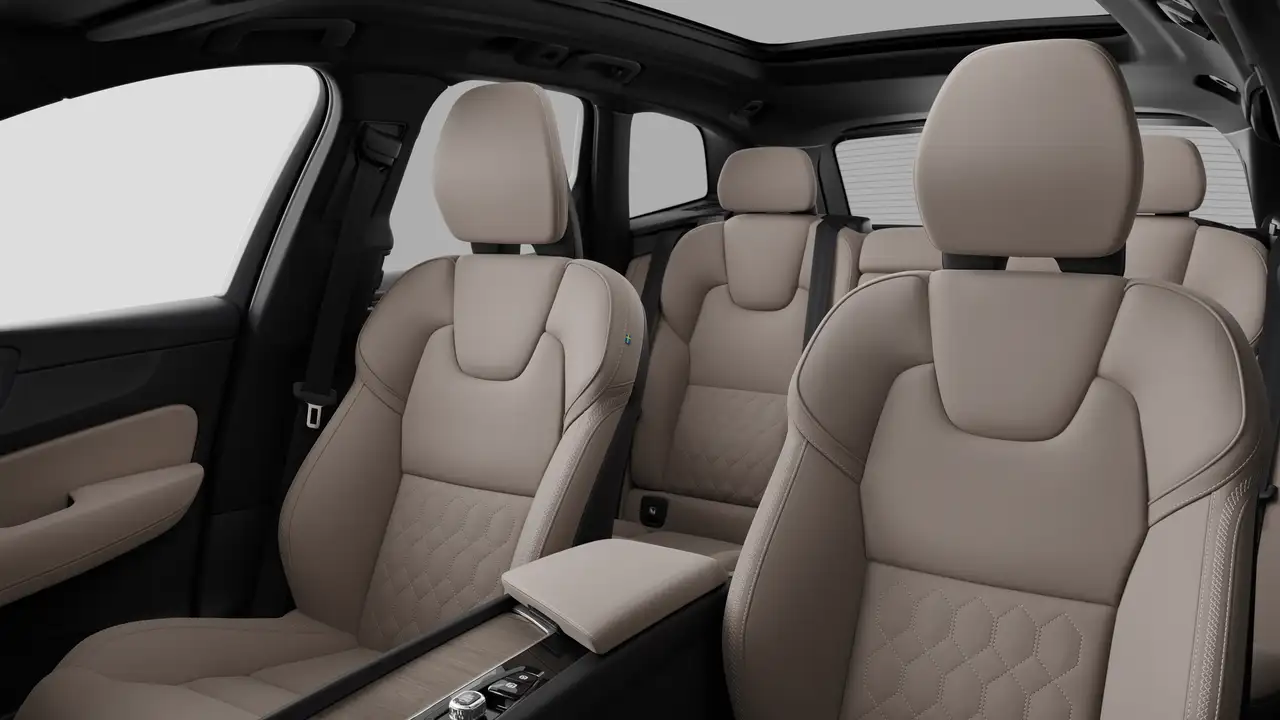Volvo XC60 снимка Volvo XC60