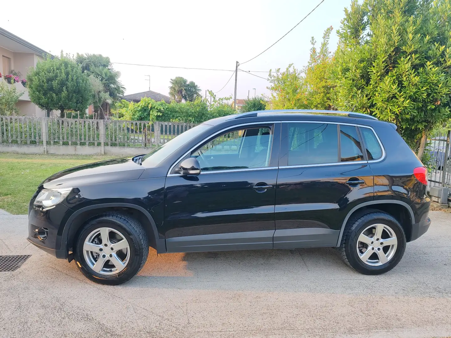 Volkswagen Tiguan 2.0 tdi 4motion +Gancio traino Perfetta - 2