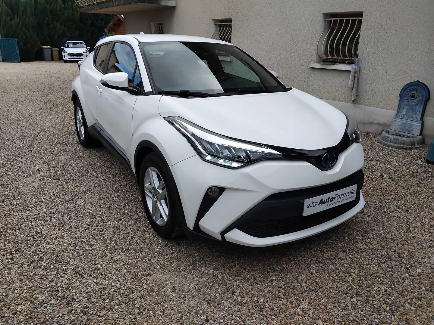 Toyota C-HR 1.8 Hybrid Dynamic Business Boite Auto 2022 Blanc - 1