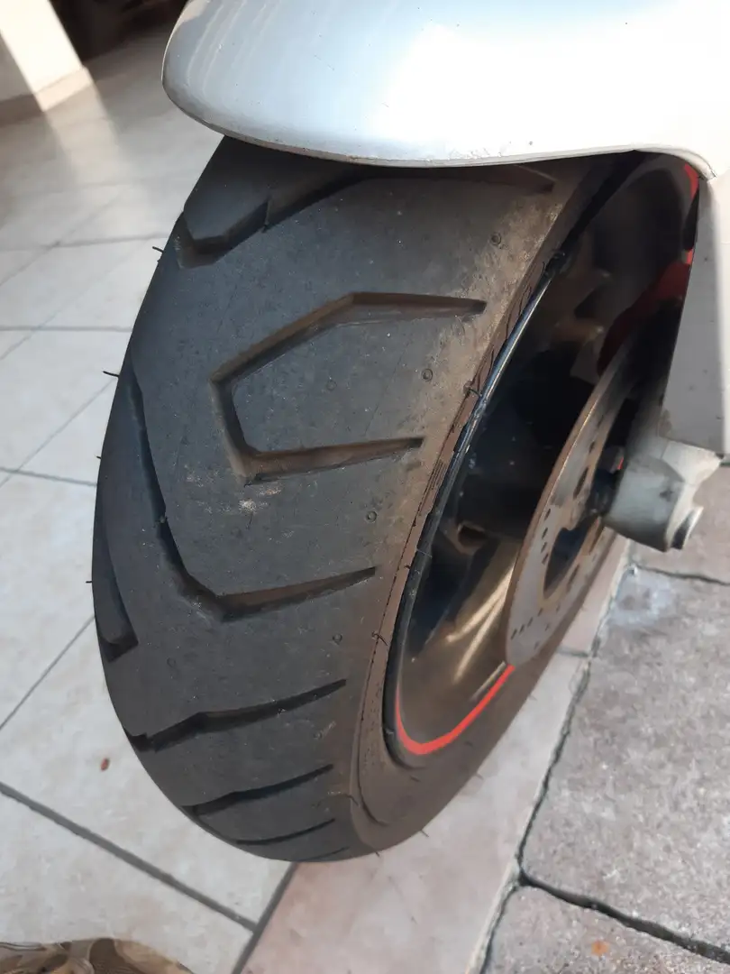 Malaguti F 12 100cc Zilver - 1