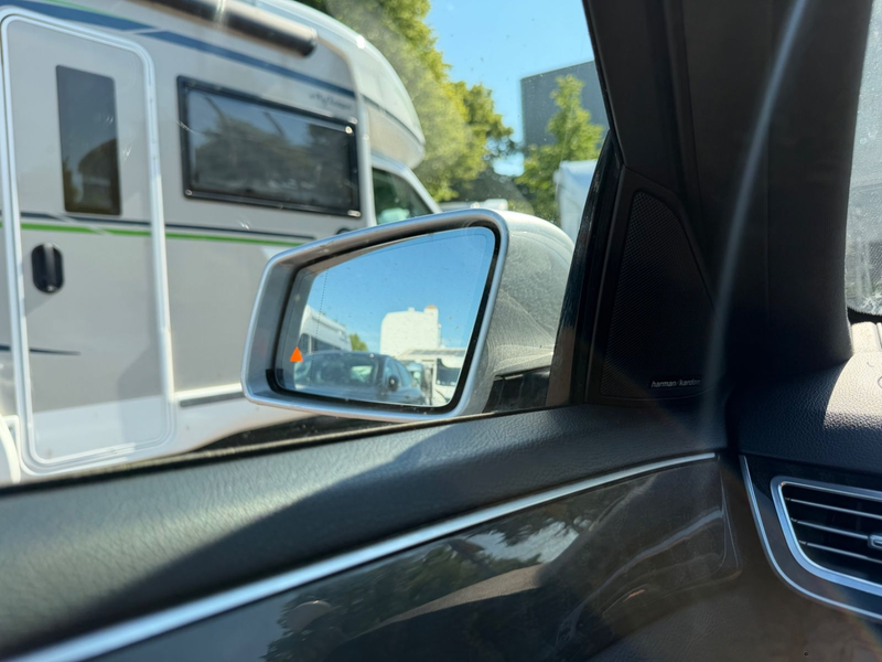 Mercedes-Benz E 350 BT AVANTG 1H LED PANO H&K SITZBL MB SERVGP — photo 15