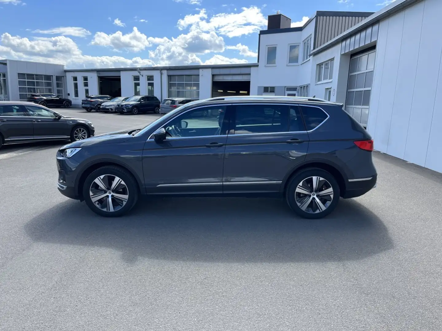 SEAT Tarraco 1.5 TSI XCELLENCE 189€ m. 20% Anzahlung Digital Grau - 2
