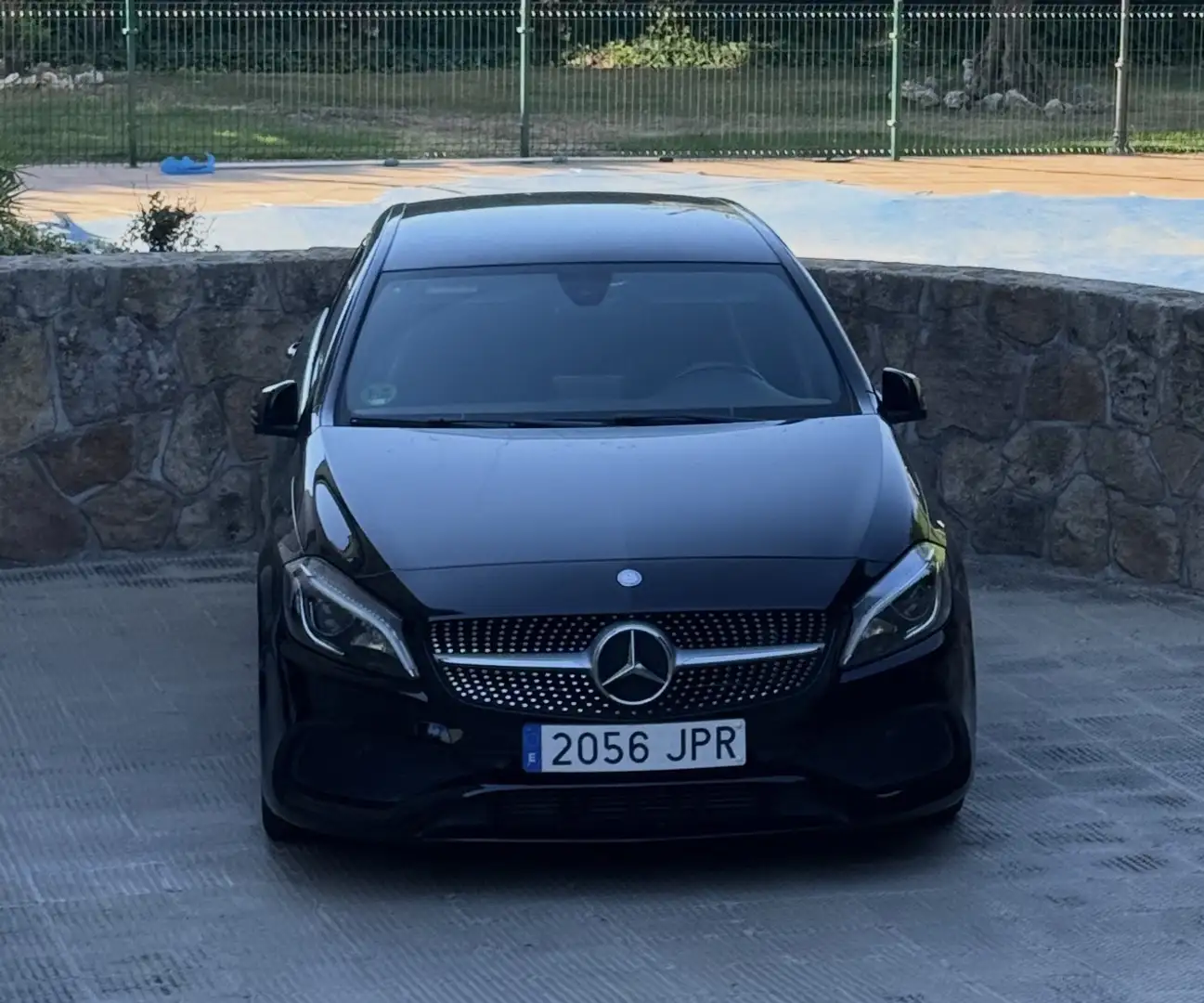 Mercedes-Benz A 200 A200d AMG LINE Negro - 1