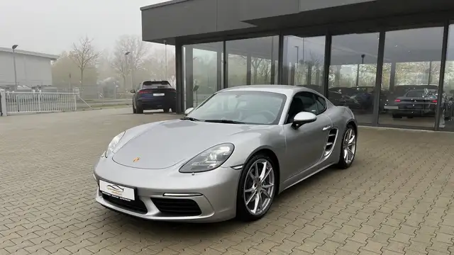 Porsche 718 Cayman Sport-Chrono-Paket, PASM, Bose