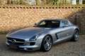 Mercedes-Benz SLS AMG "Designo" In mint condition - only 2800 kilome Gris - thumbnail 1