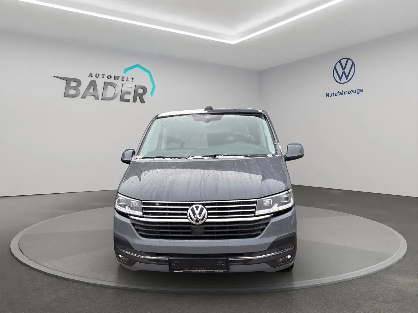 Volkswagen T6.1 Multivan Comfortline 2,0 l 110 kW TDI SCR BlueMotion Tec... Gris - 2