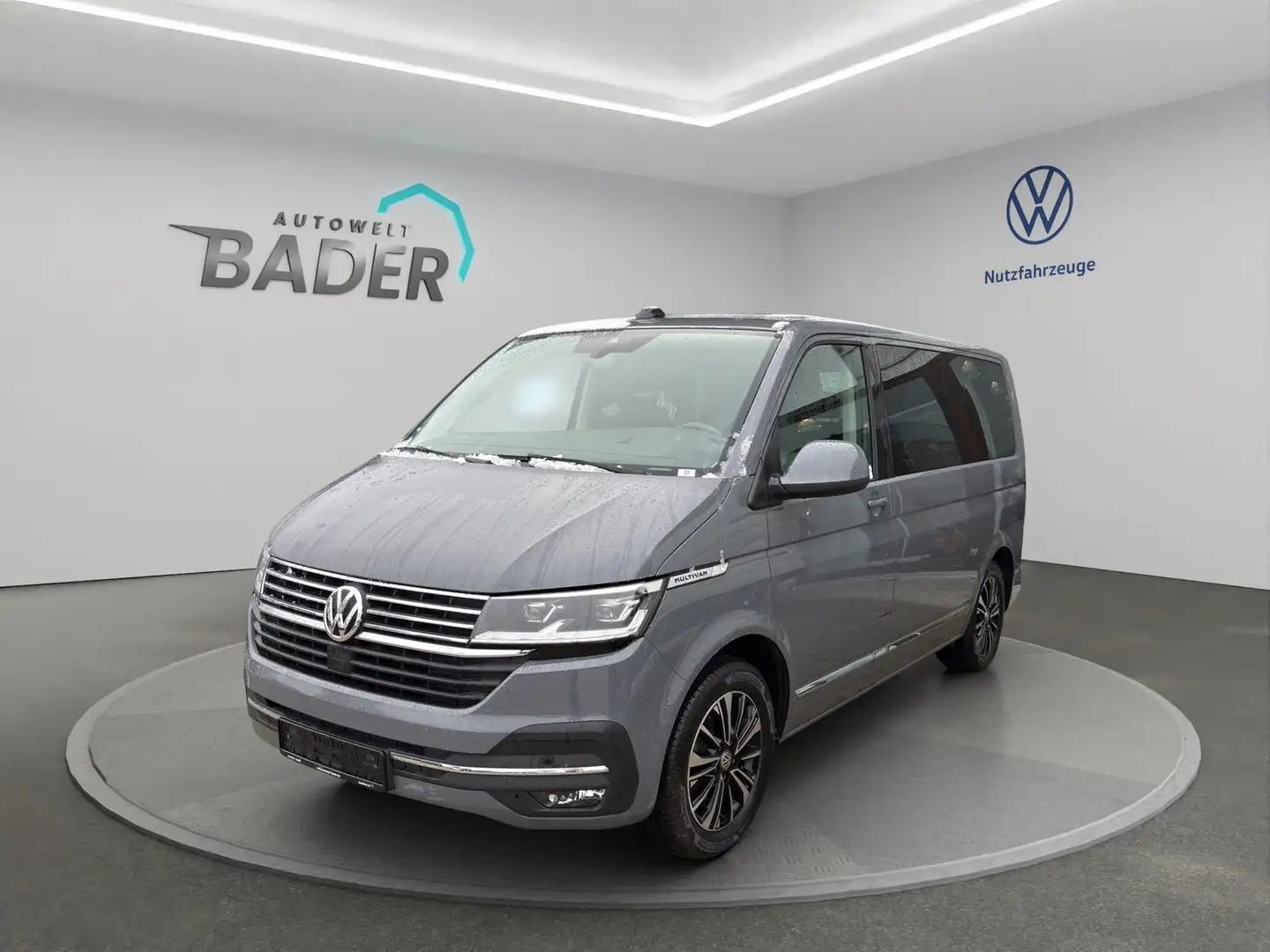 Volkswagen T6.1 Multivan Comfortline 2,0 l 110 kW TDI SCR BlueMotion Tec... Gris - 1