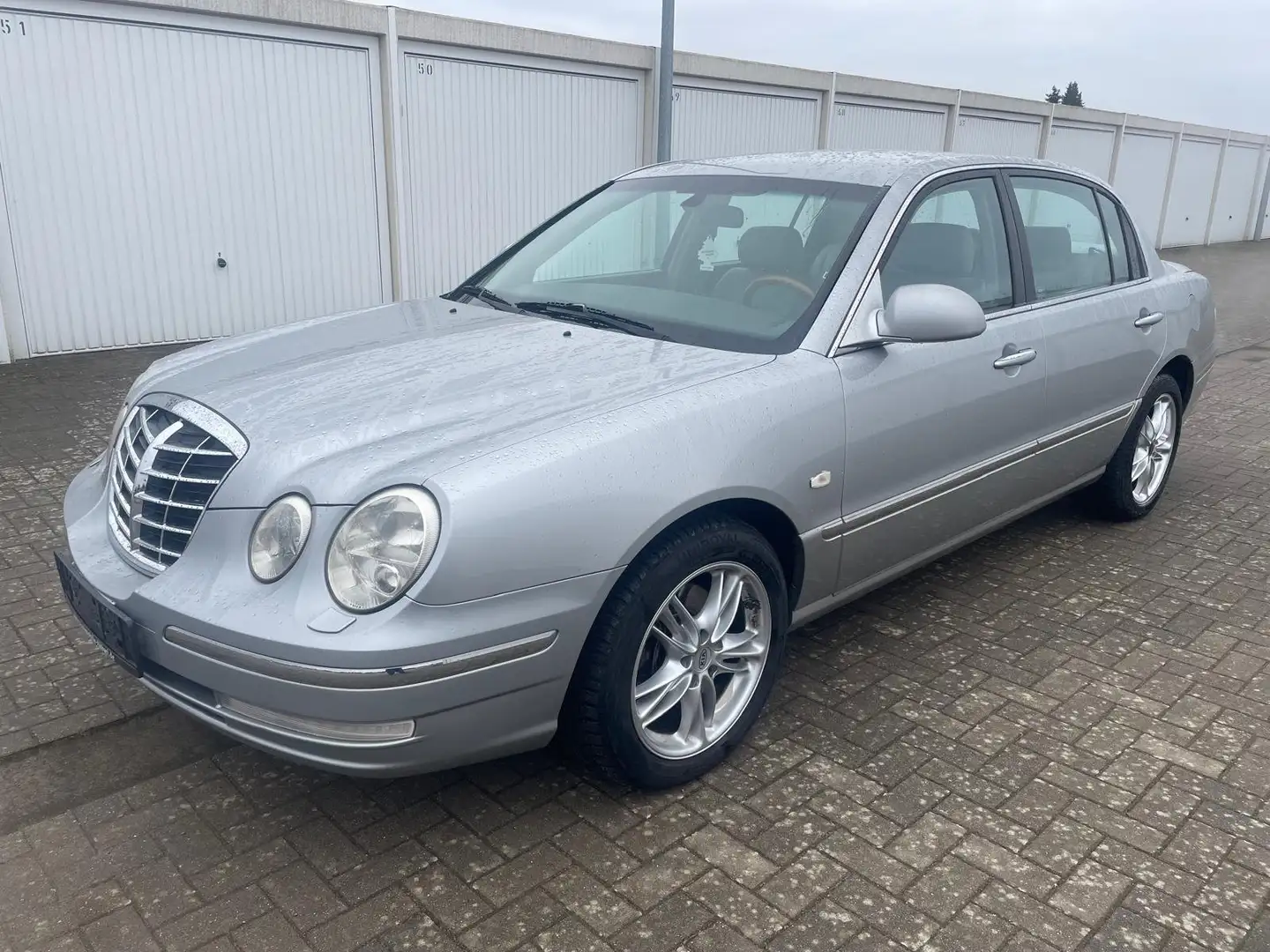 Kia Opirus Basis Gris - 2