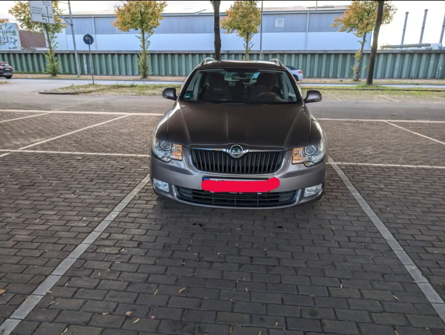 Skoda Superb Combi 1.8 TSI DSG Ambition Brons - 2