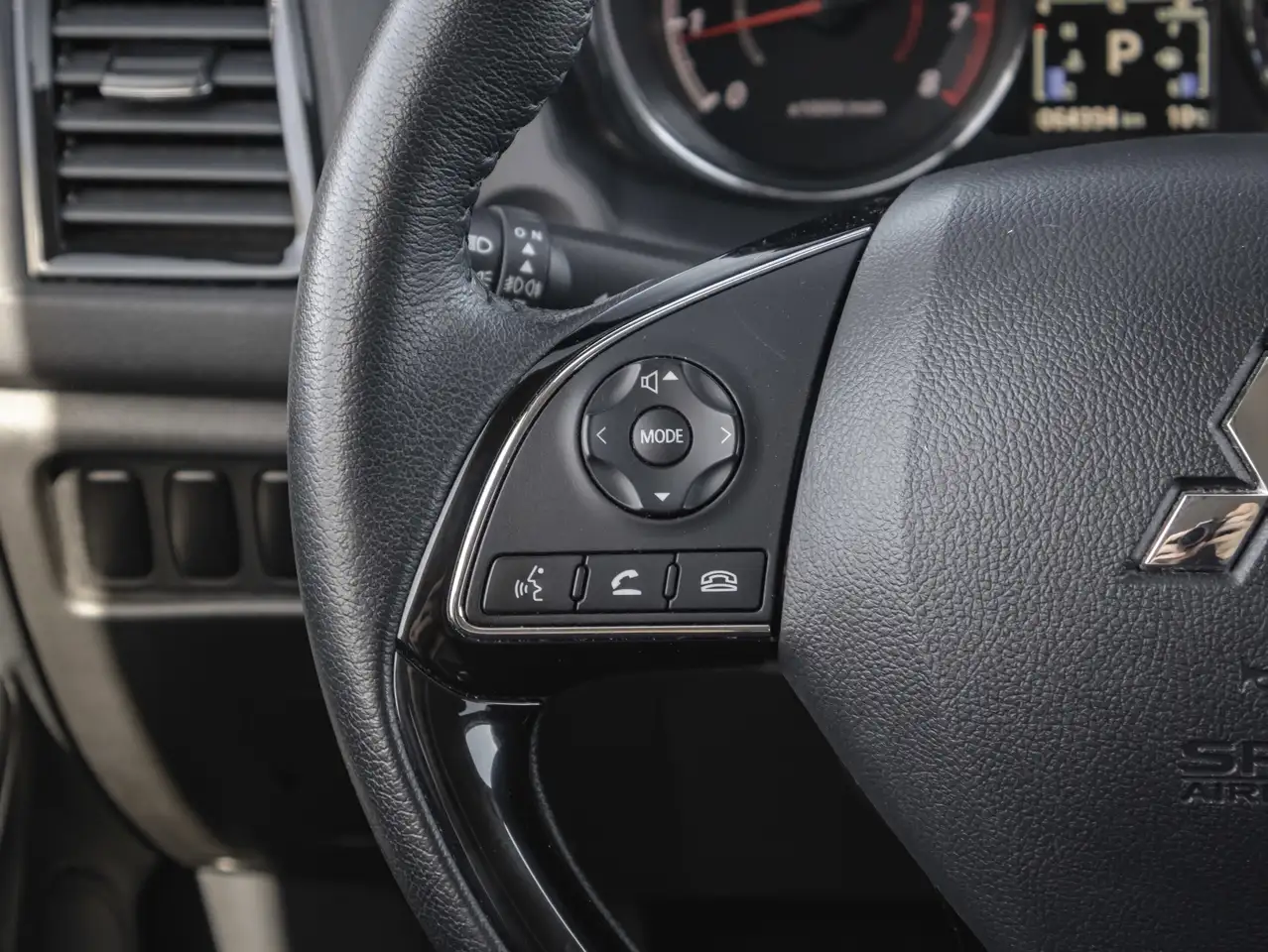 Mitsubishi RVR снимка Mitsubishi RVR