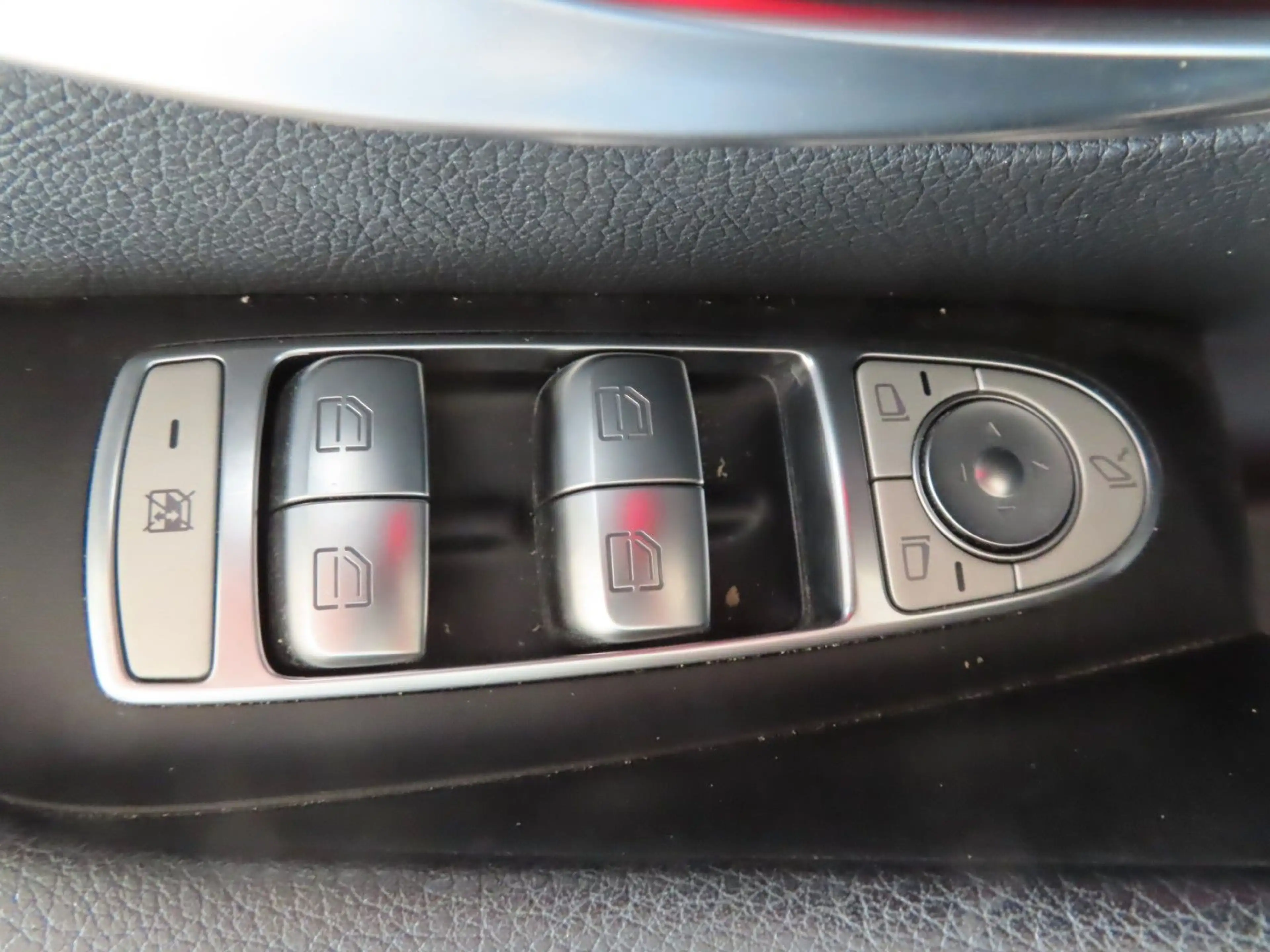 Mercedes-Benz E 350 T-Modell E 350 d — photo 12