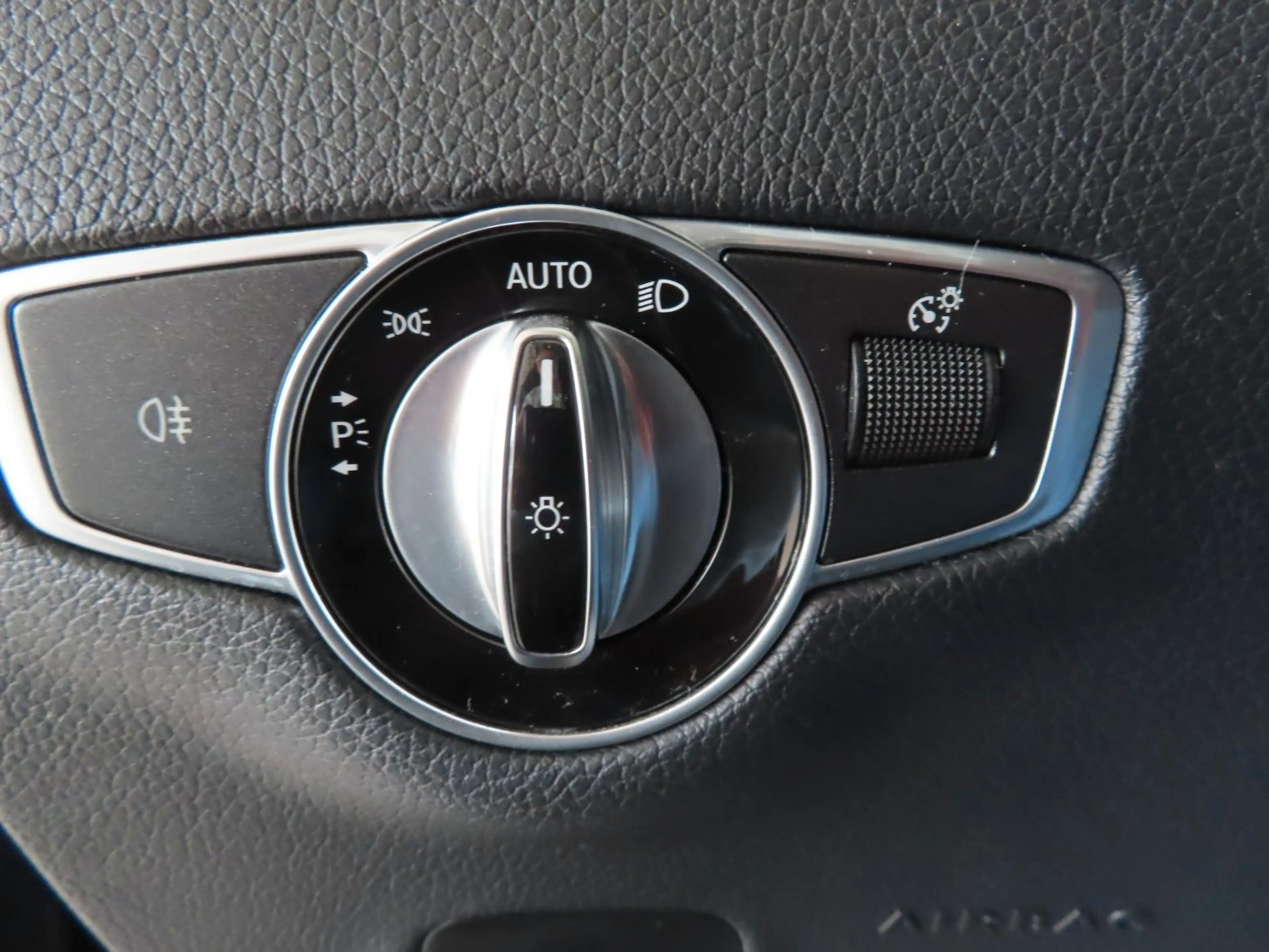 Mercedes-Benz E 350 T-Modell E 350 d — photo 15
