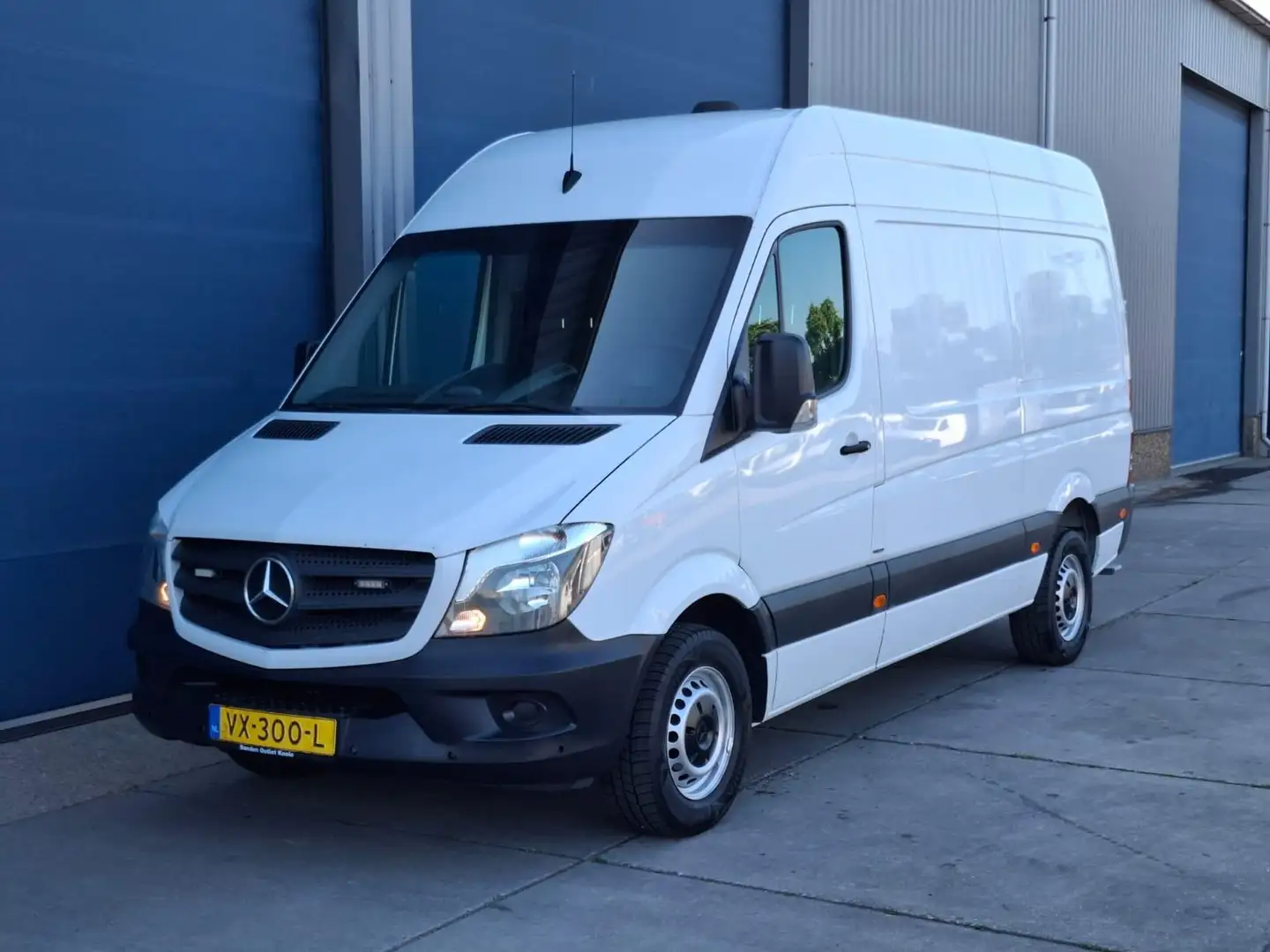 Mercedes-Benz Sprinter 313 2.2 CDI 366 EHD L2H2 / AIRCO / CRUISE CONTROLE - 2