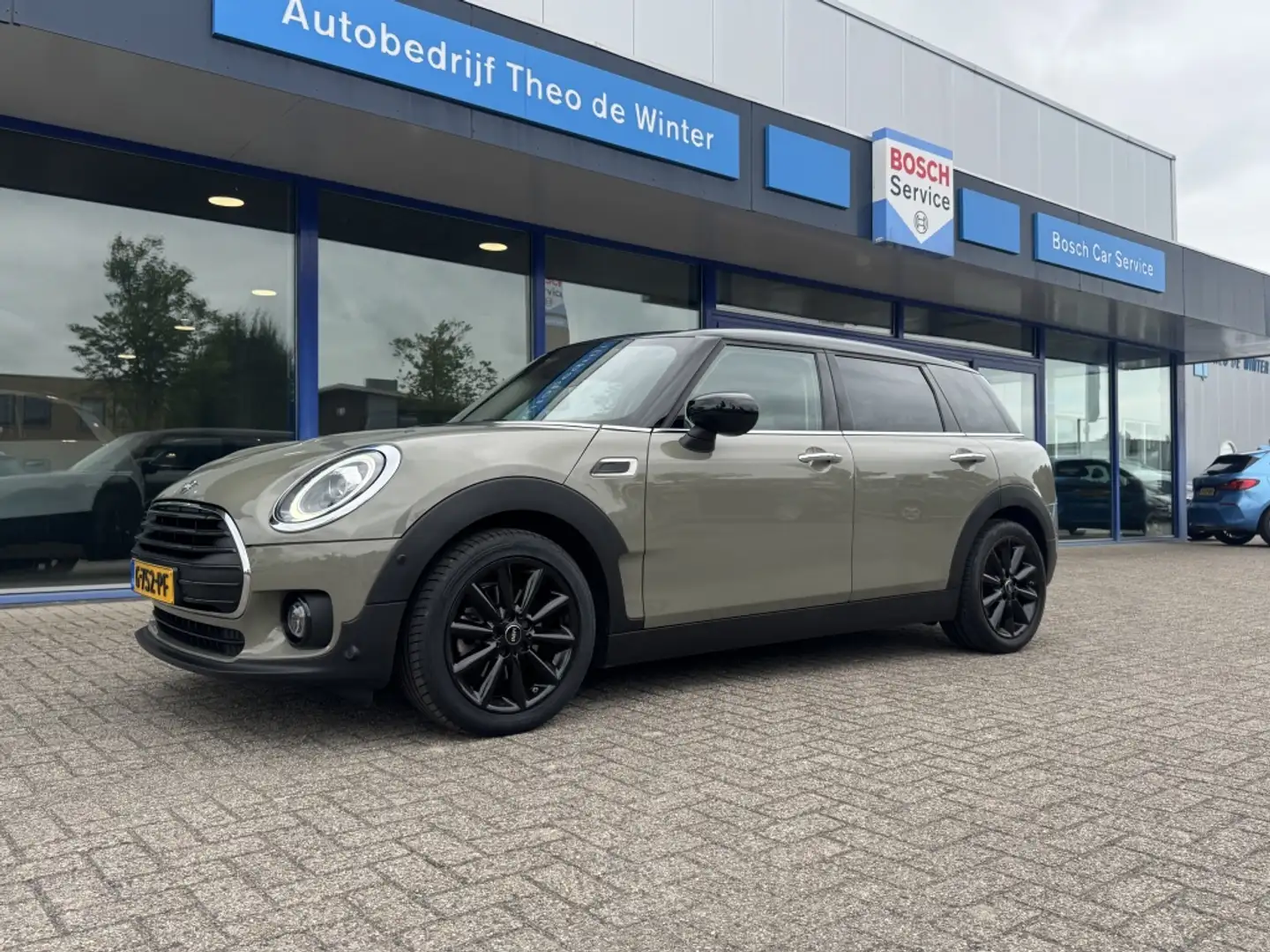 MINI Cooper Clubman Mini 1.5 Chili| Afneembare trekhaak, CarPlay, Harm Gris - 1