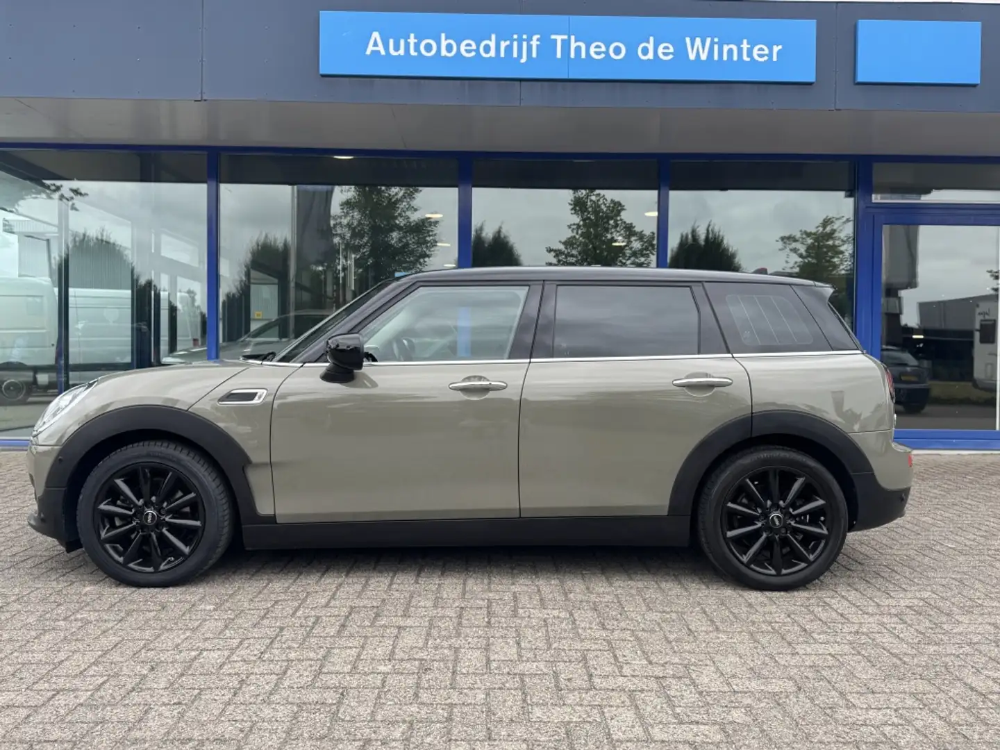 MINI Cooper Clubman Mini 1.5 Chili| Afneembare trekhaak, CarPlay, Harm Gris - 2