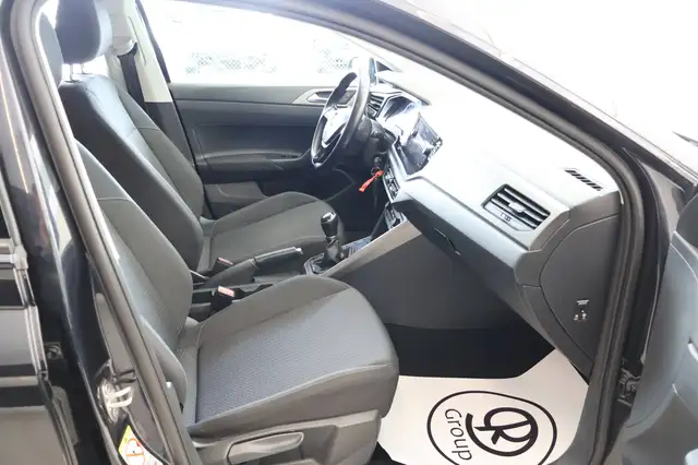 Volkswagen Polo view 12