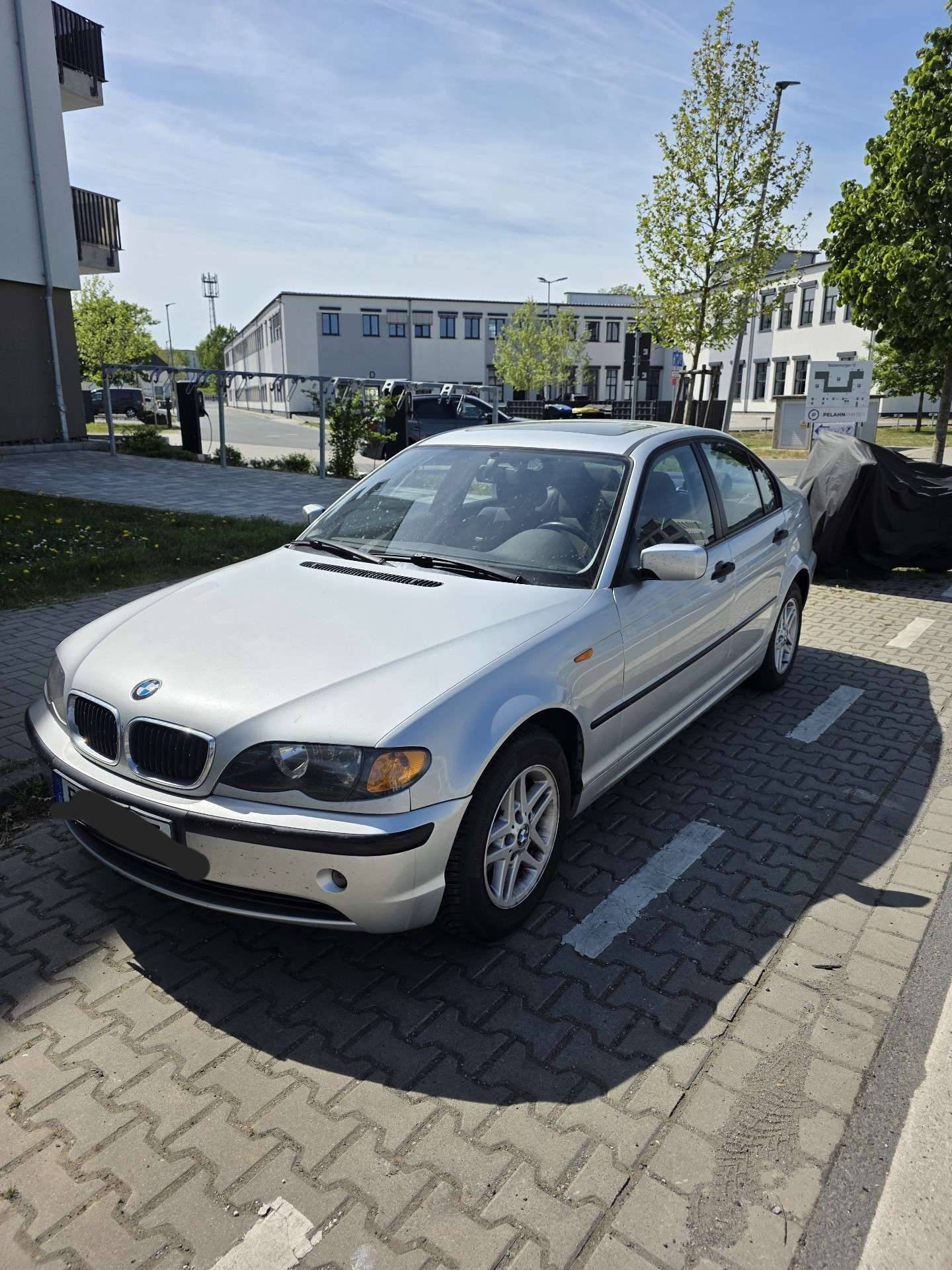 Second hand Bmw 3 Series 