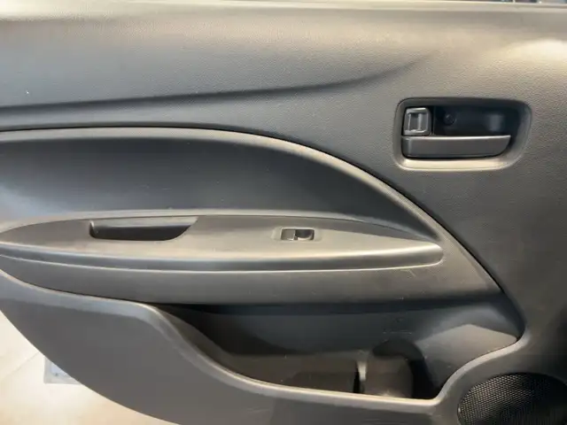 Mitsubishi Space Star view 17