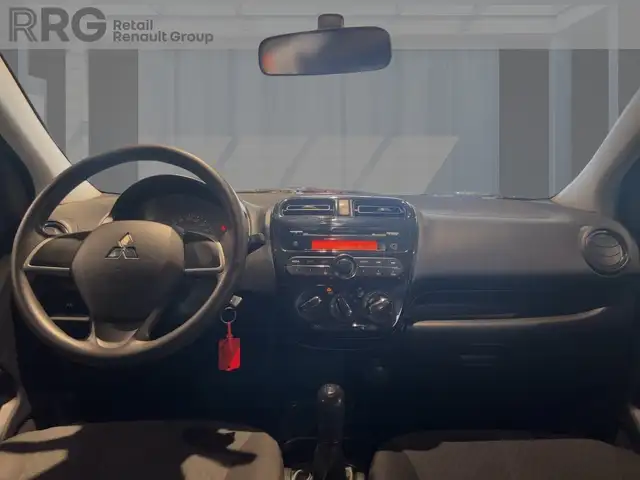 Mitsubishi Space Star view 10