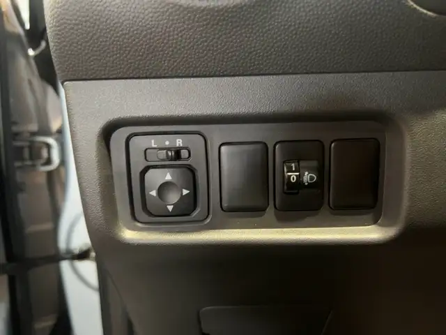 Mitsubishi Space Star view 16