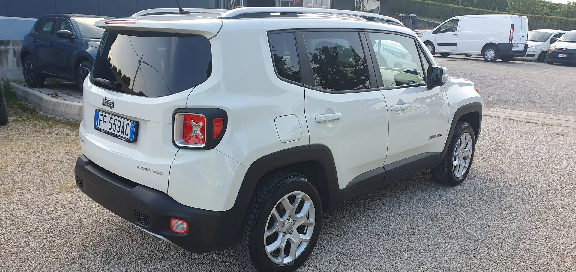 Jeep Renegade Renegade 2.0 mjt Limited 4wd 140cv Bianco - 2
