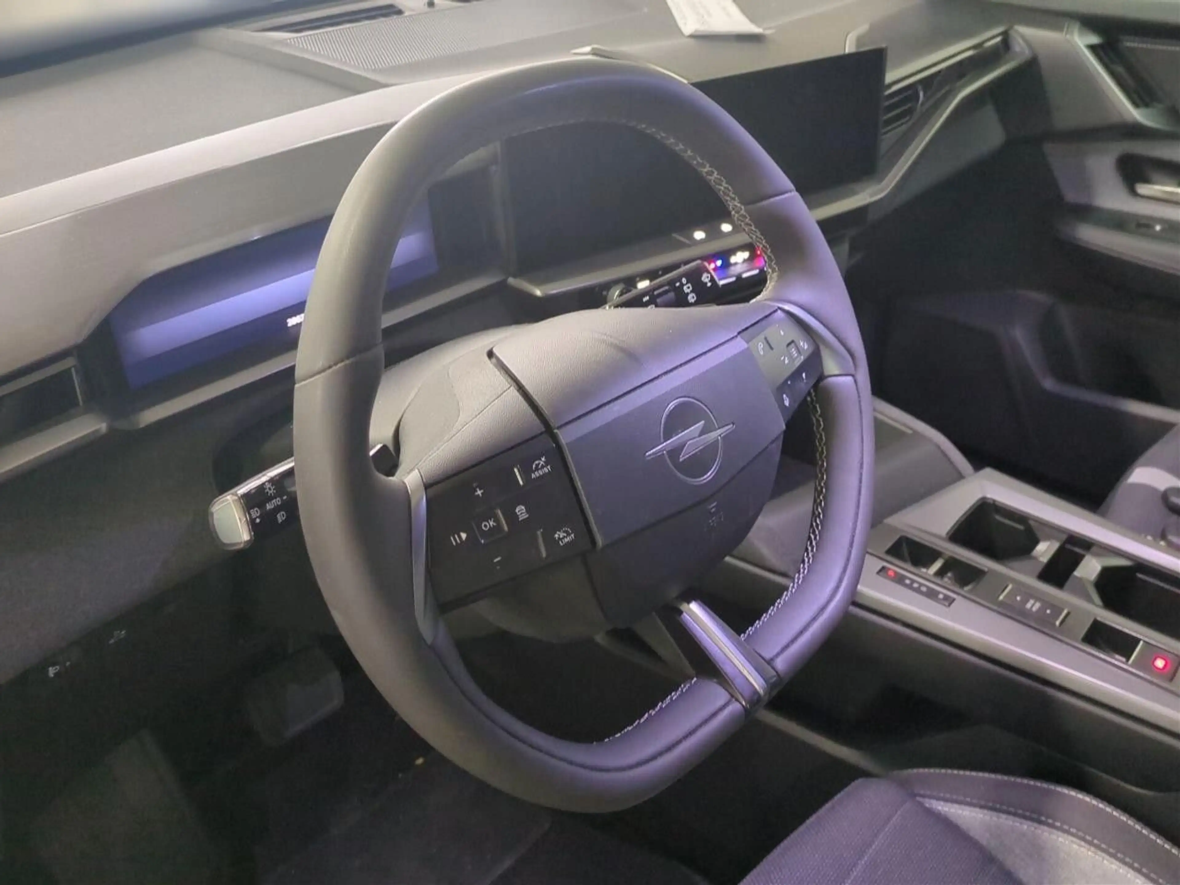 Opel Grandland X Grandland Edition Hybrid 145PS *EL. HECKKLAPPE* — photo 11