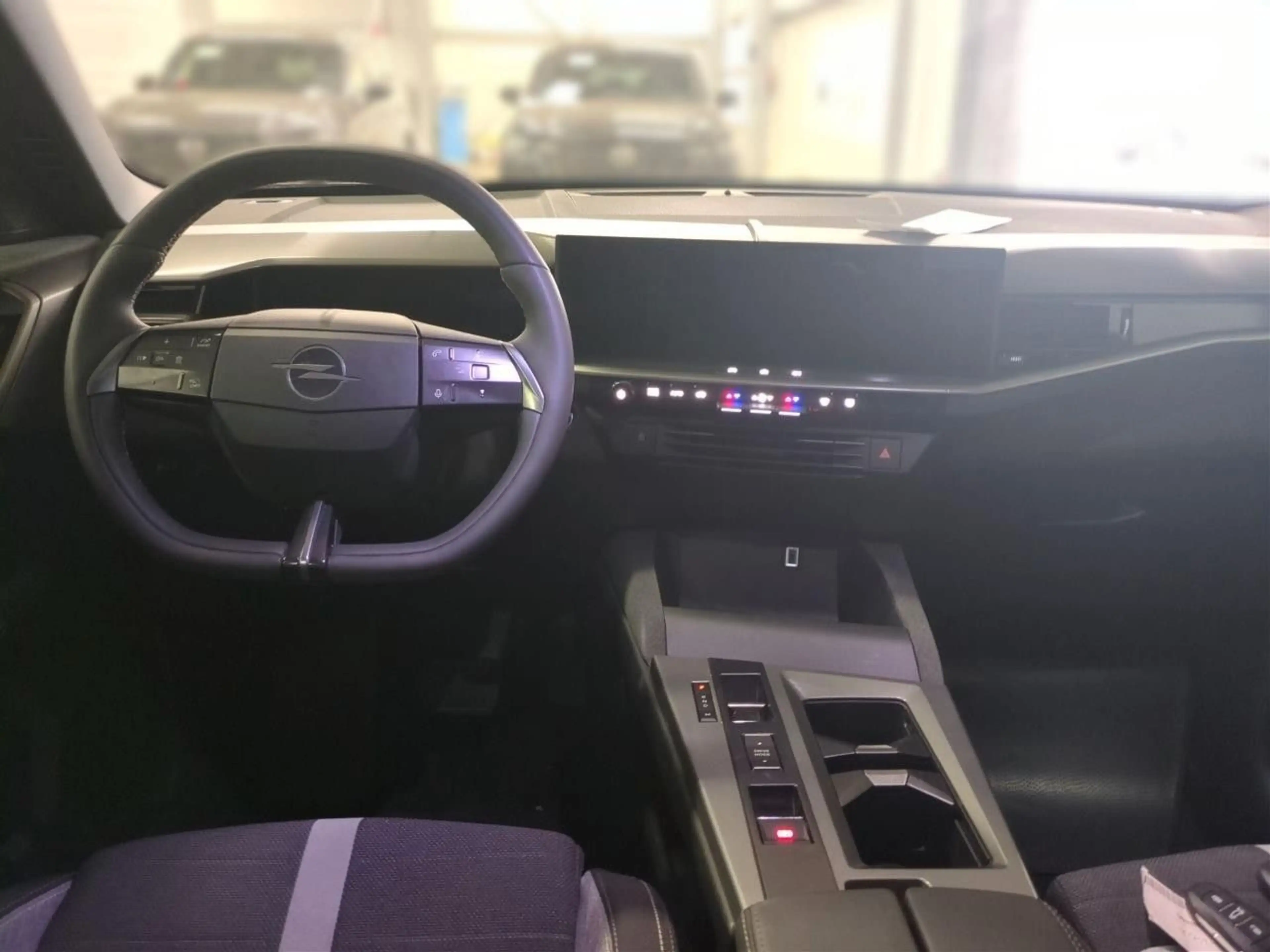 Opel Grandland X Grandland Edition Hybrid 145PS *EL. HECKKLAPPE* — photo 9