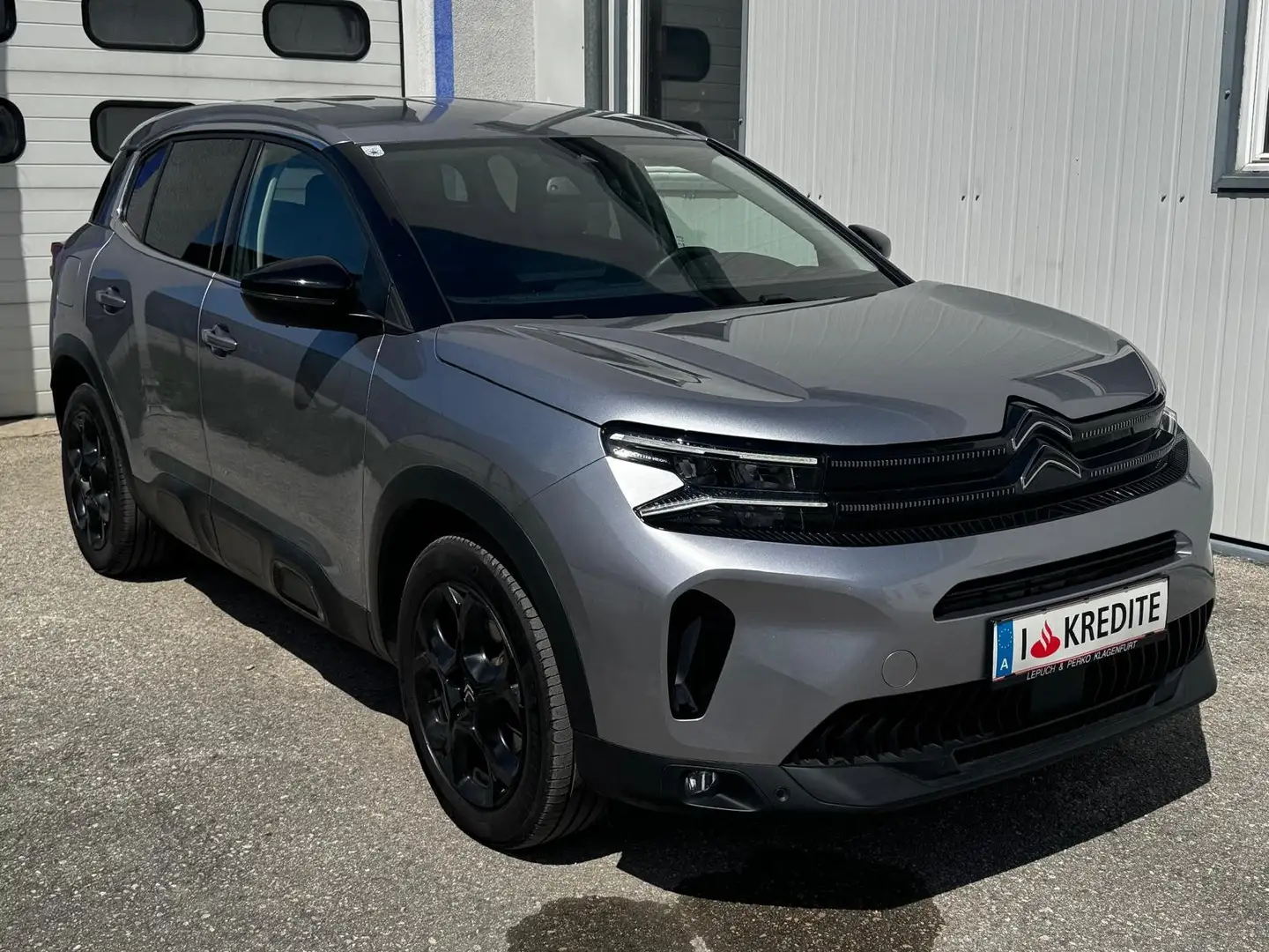 Citroen C5 Aircross BlueHDI 130 S&S EAT8 Feel Pack Silber - 1