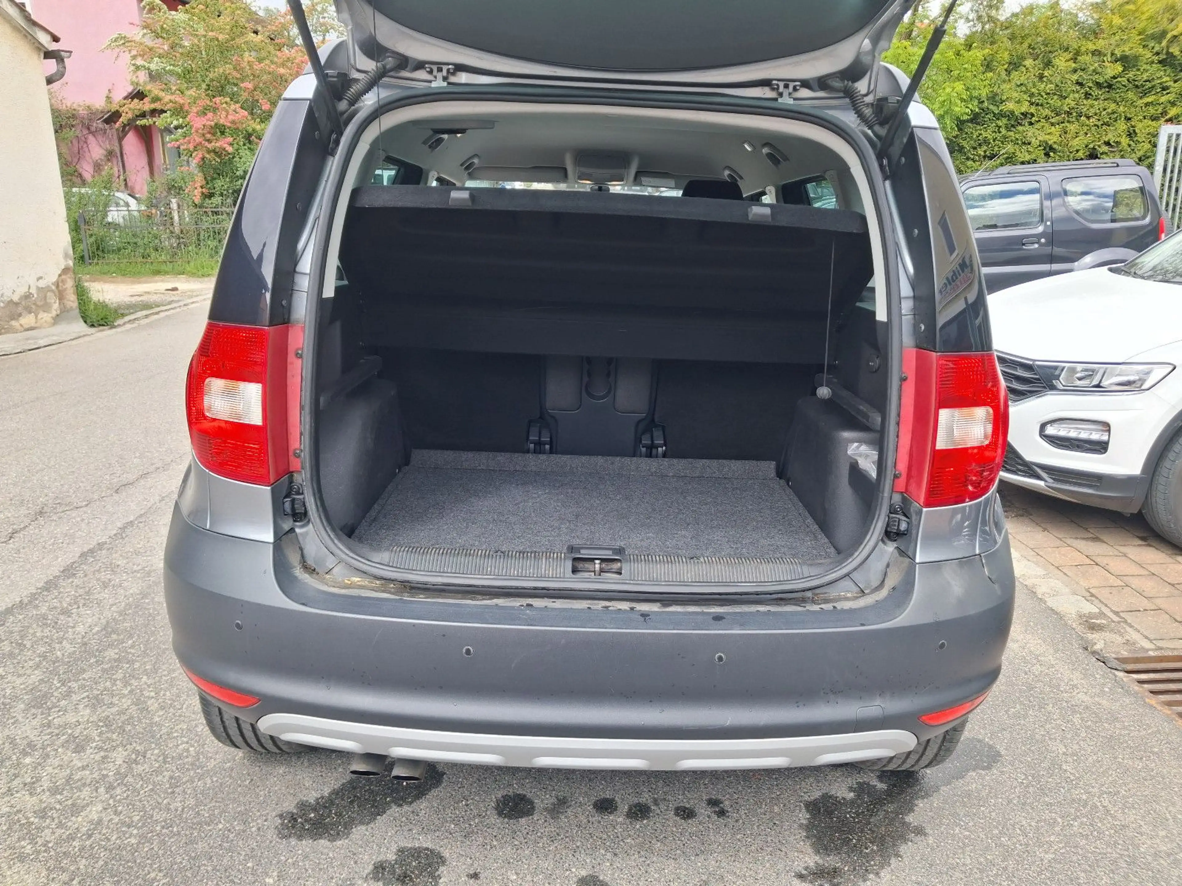 Skoda Yeti 1.4 TSI Ambition PDC+SITZHZ+KLIMA+1.HAND — photo 20
