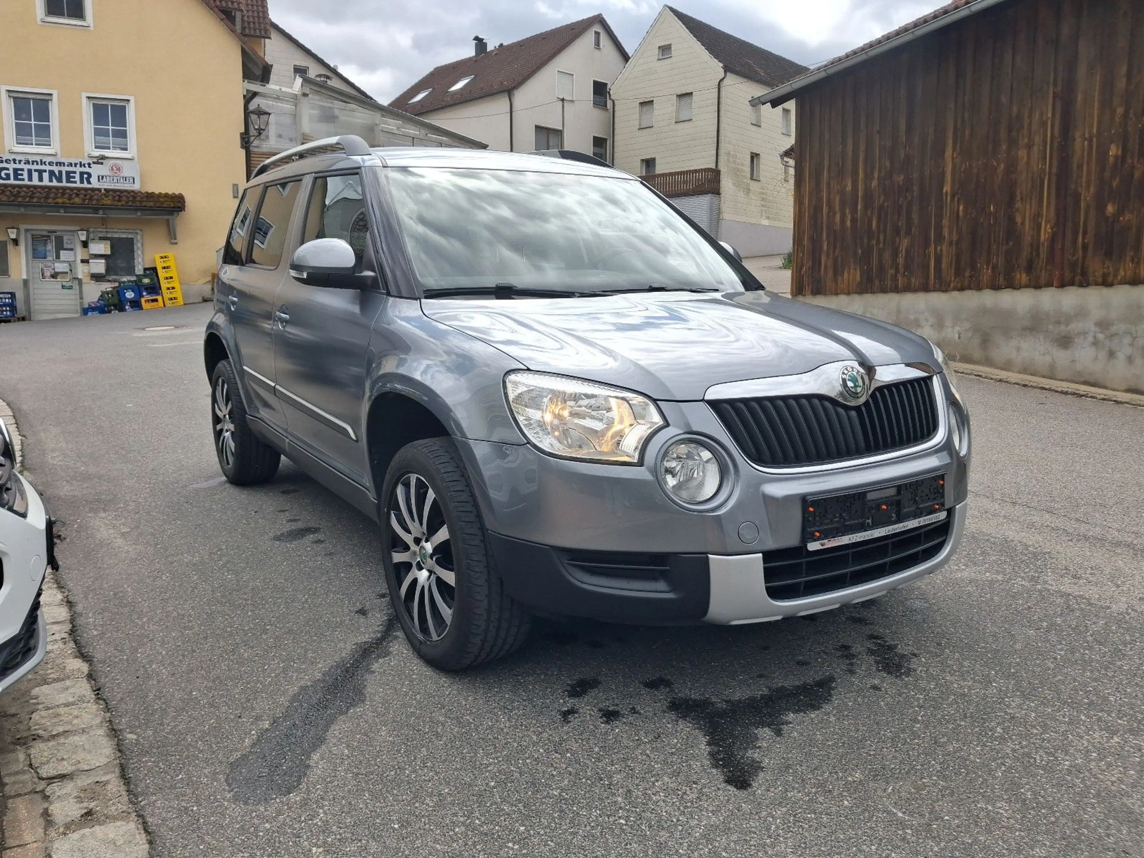 Skoda Yeti 1.4 TSI Ambition PDC+SITZHZ+KLIMA+1.HAND — photo 3