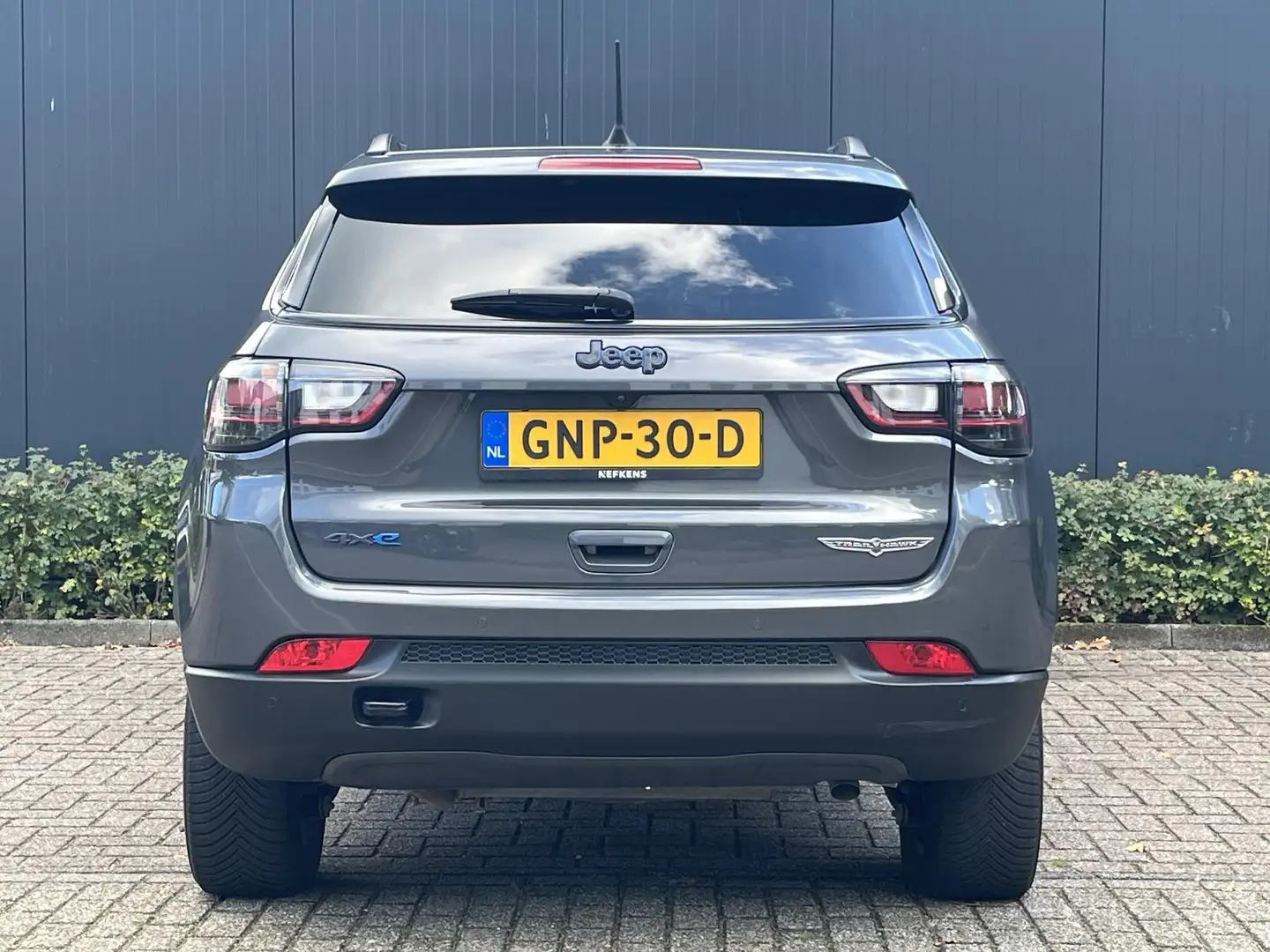 Jeep Compass 240pk Plug-in Hybrid Trailhawk (Camera/LED/Climate Grijs - 2