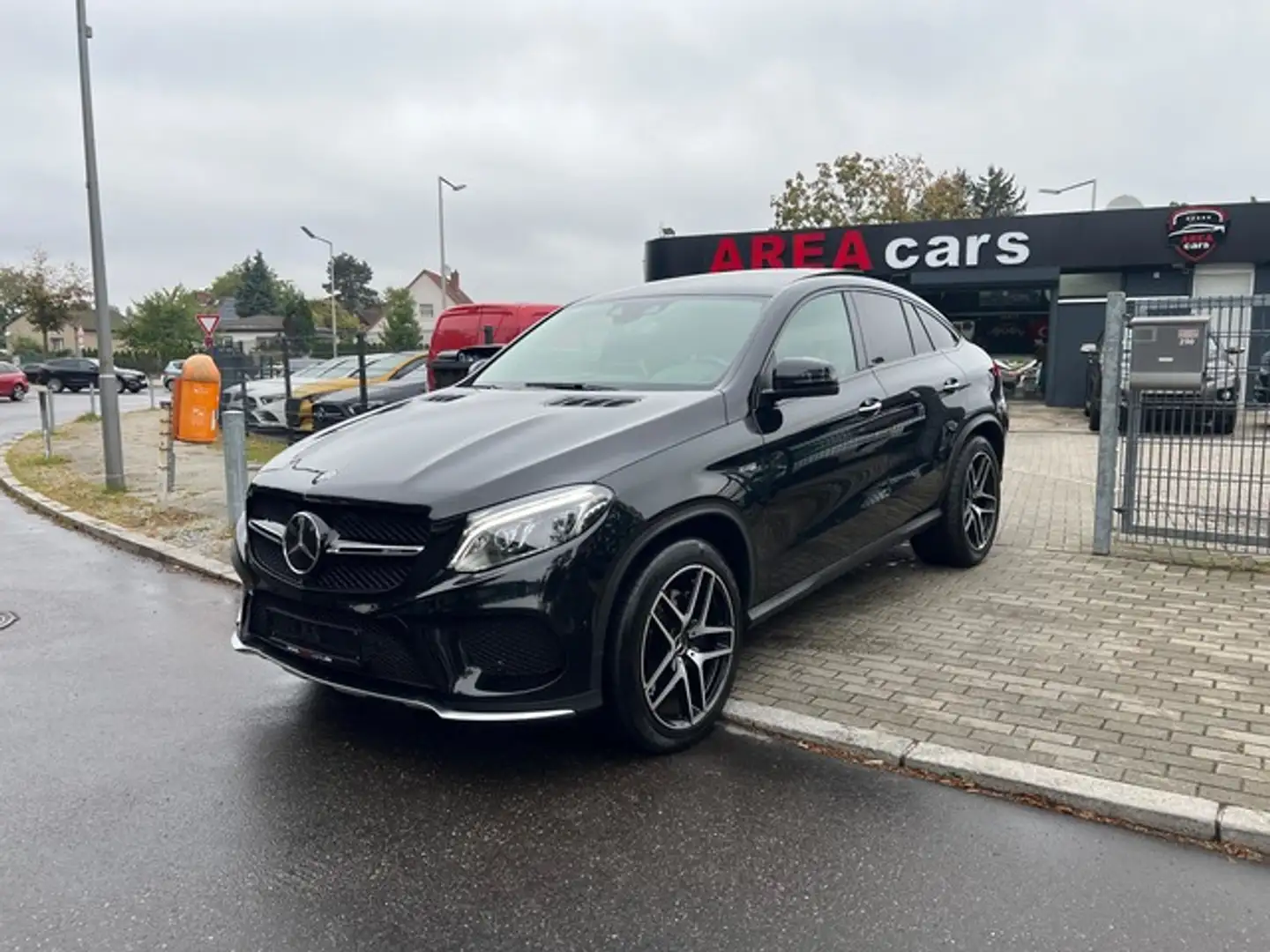 Mercedes-Benz GLE 43 AMG 4M*9G*LED*PANO*360*NAVI*TOTW*DISTR+ Noir - 2