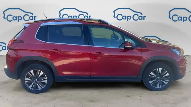 Peugeot 2008 view 4